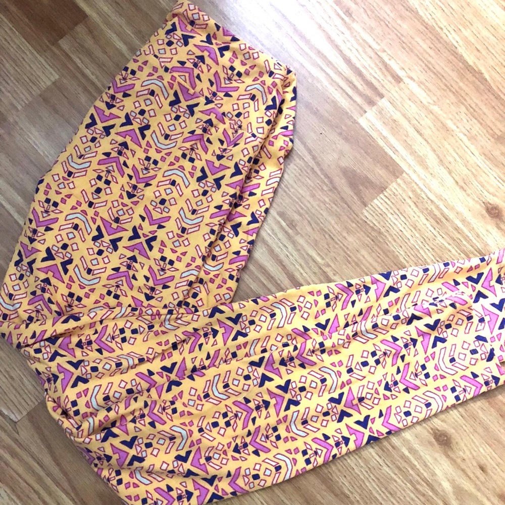 OS Lularoe leggings